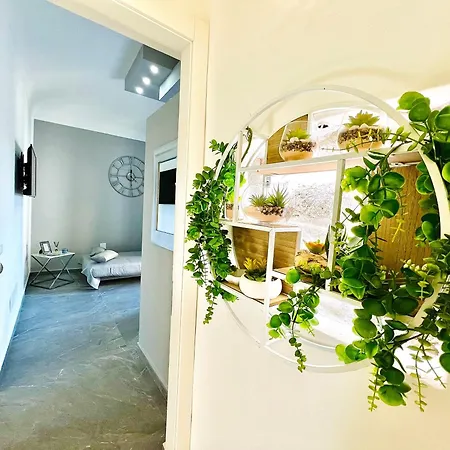 Soevi Apartment Carini