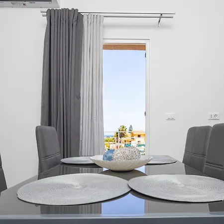 Apartment Soevi